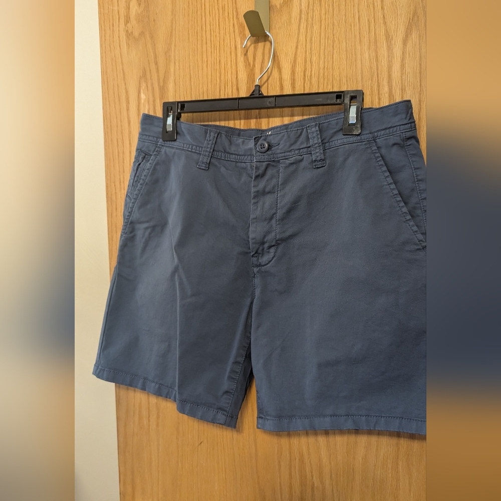TWO PAIRS Men's 32 Shorts